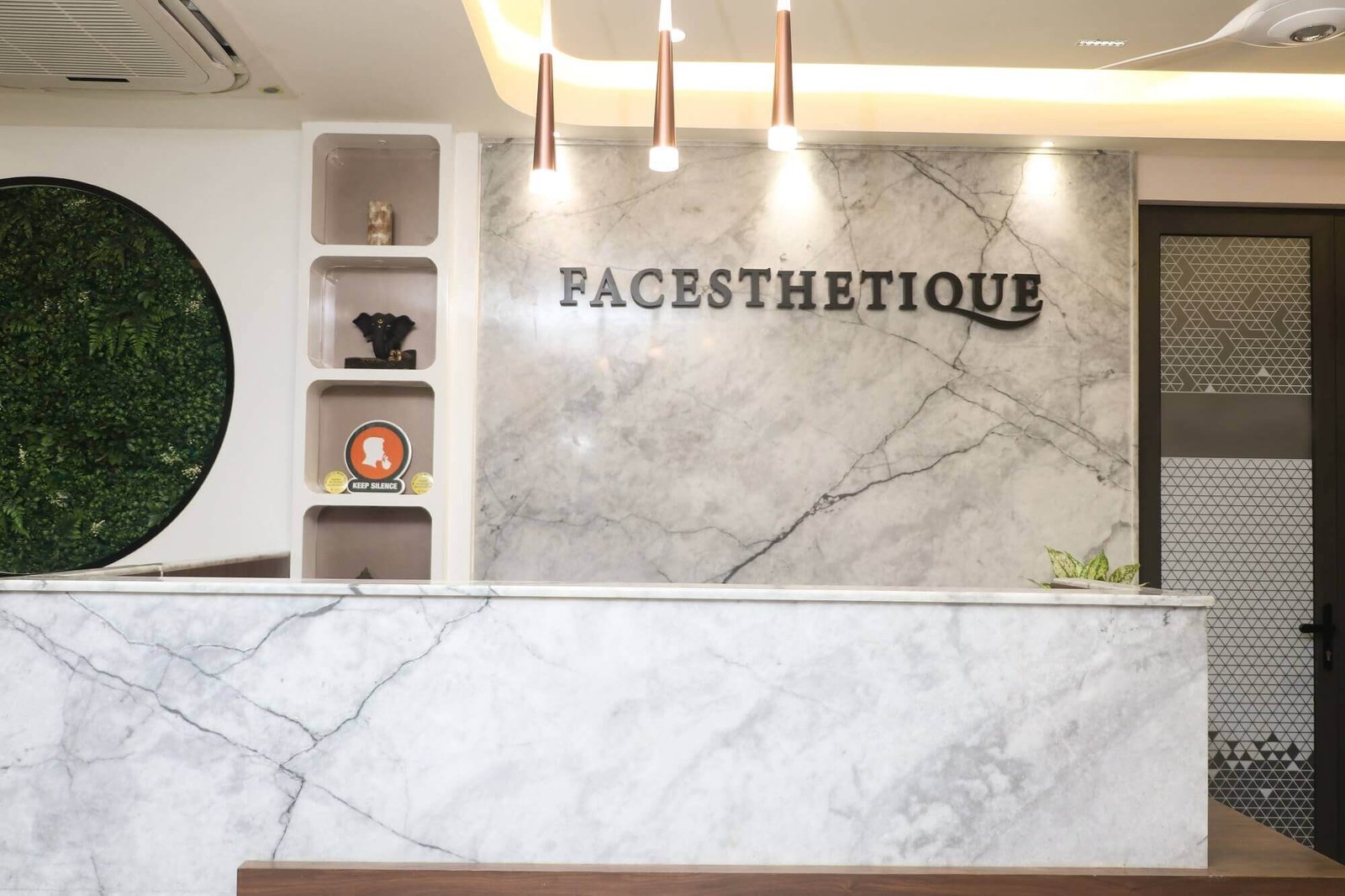 Best Oculoplastic & Eye Care Clinic in Delhi